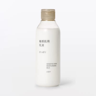 無印良品 Moisturizing Milk for Sensitive Skin - Light, 200mL