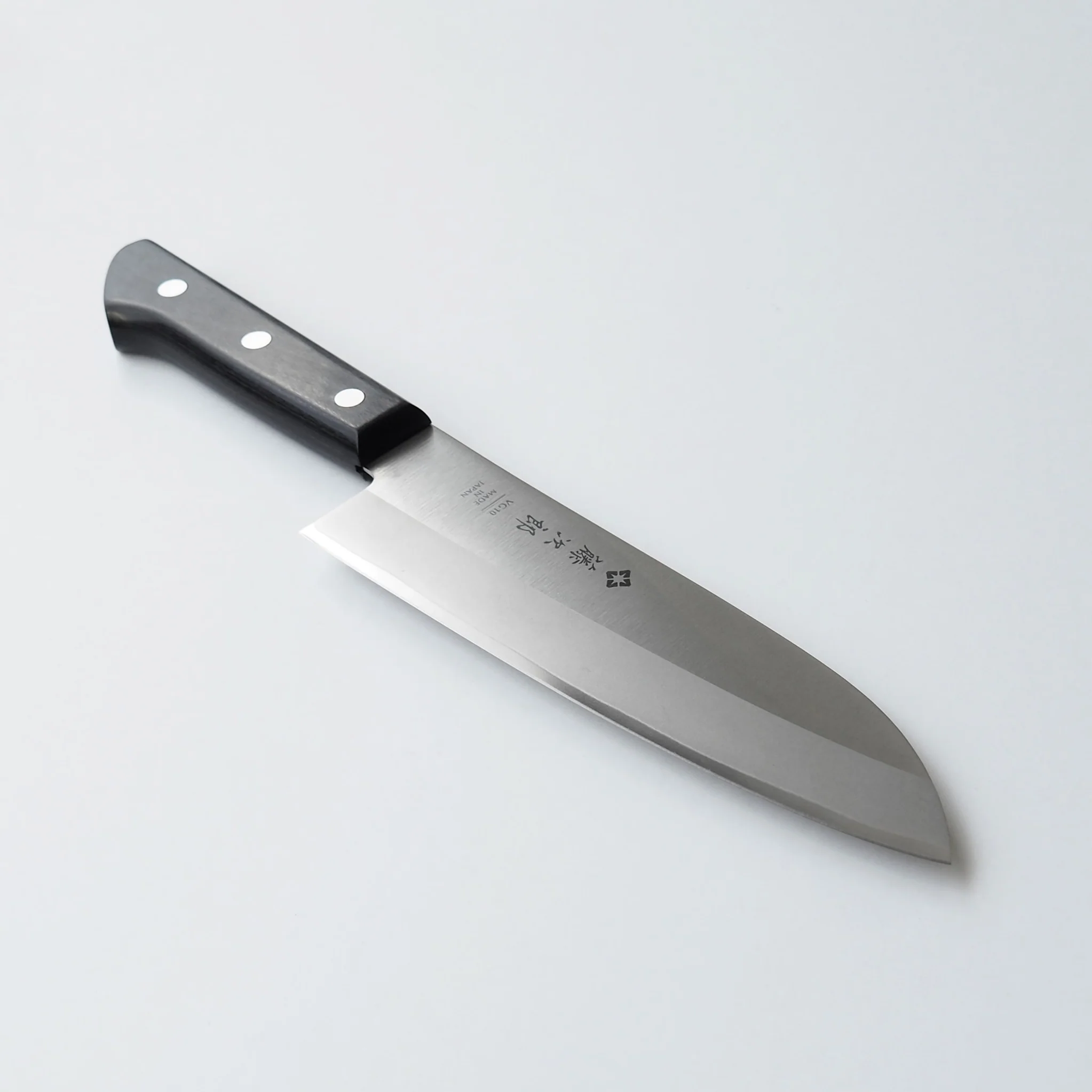 Tojiro BASIC Santoku Knife 170mm 4