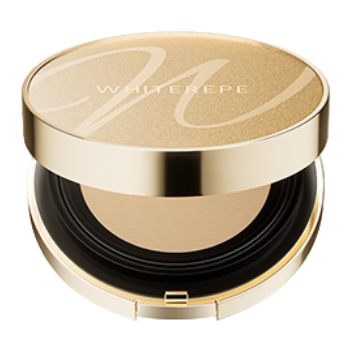 Essence Foundation 1