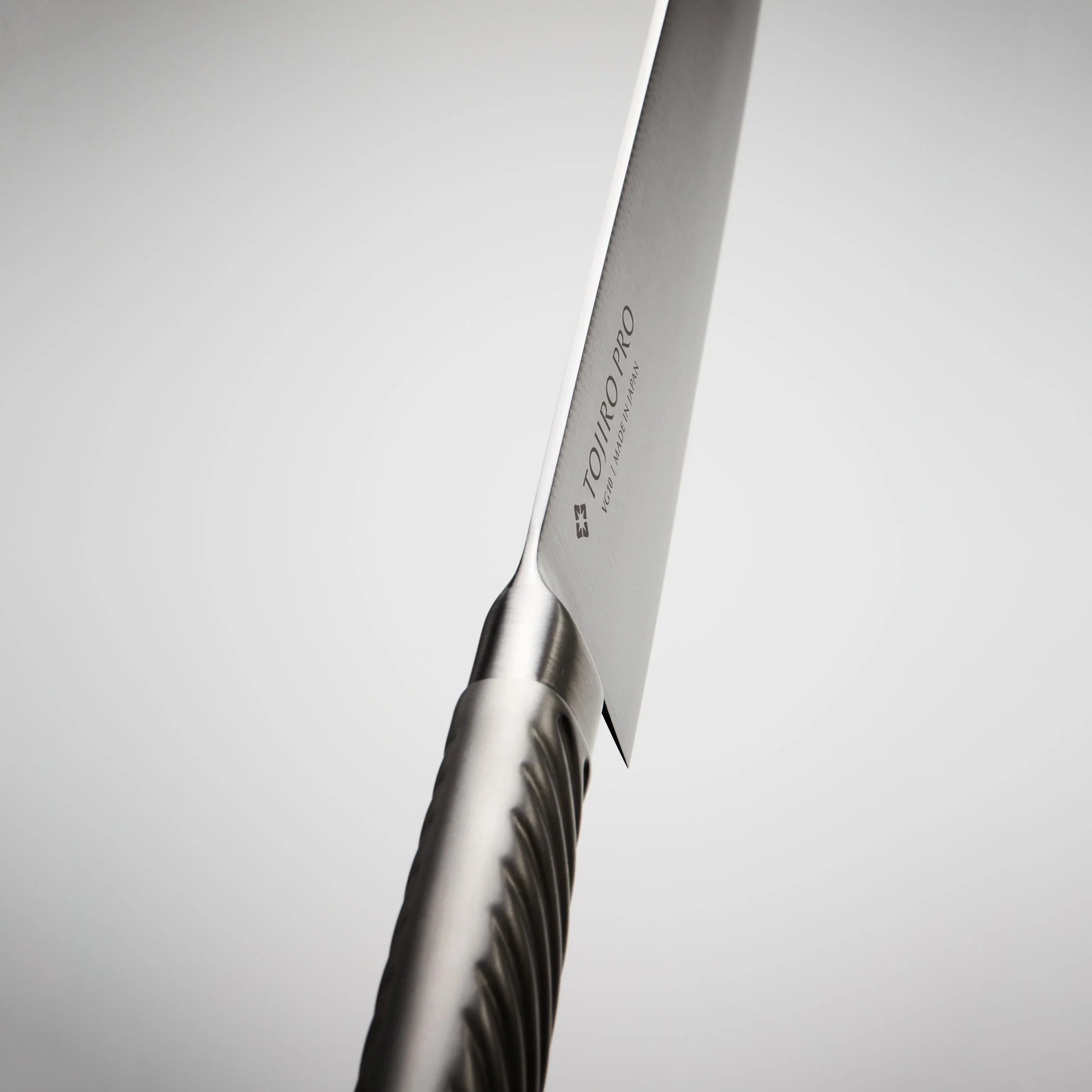 TOJIRO PRO Gyuto (Chef's Knife) 210mm 2