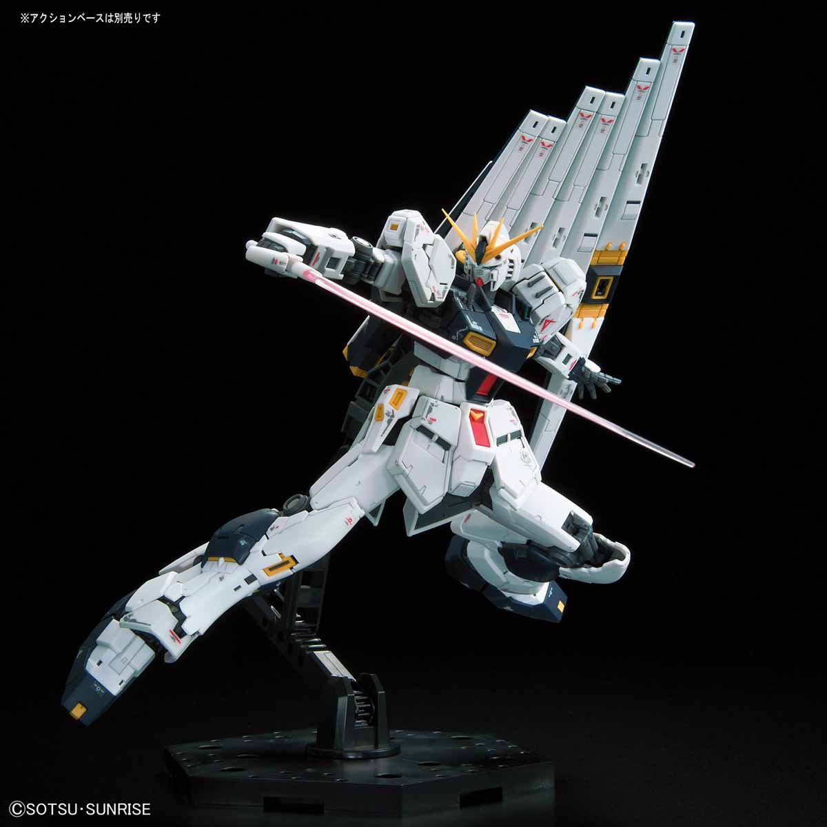 萬代 RG 1/144 v鋼彈 3