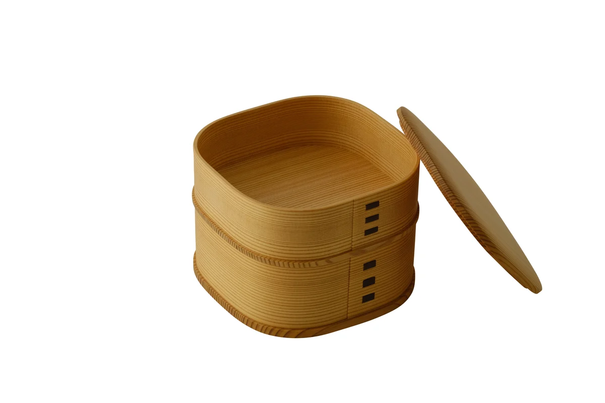 Odate Kougeisha Kutsuwa Bento Box 2